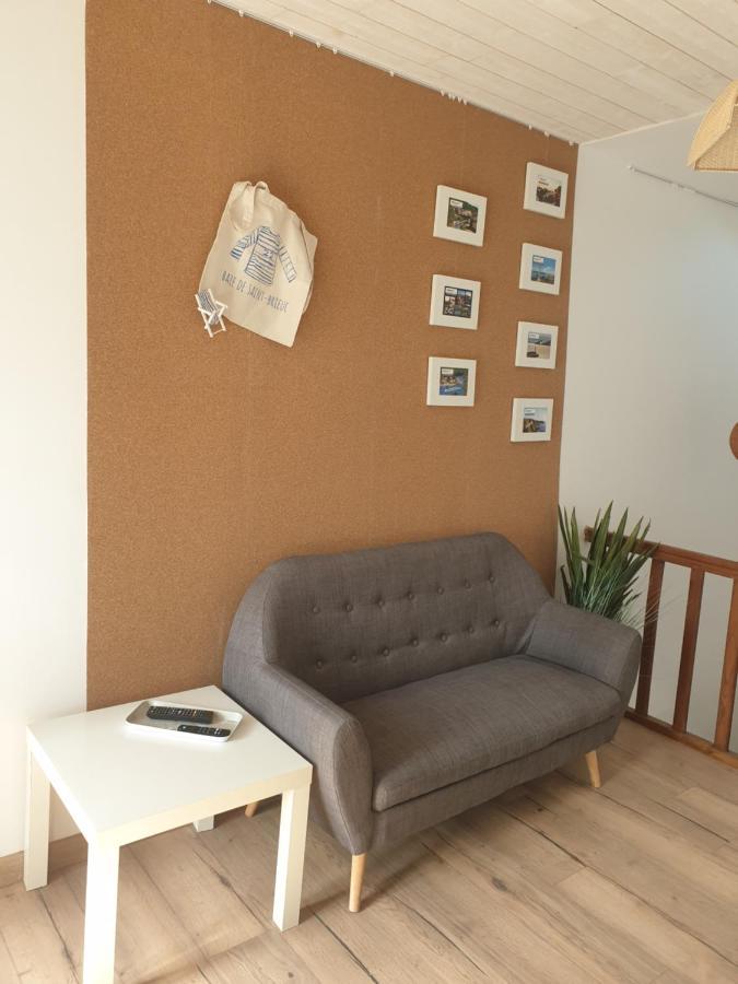 Gite Atypique Avec Jacuzzi Hillion Exteriér fotografie